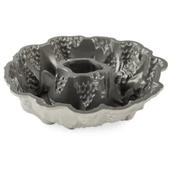 Holiday Wreath Pan
