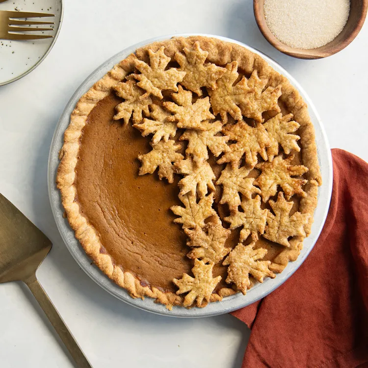 12 Inch Leaves & Apples Reversible Pie Top Cutter