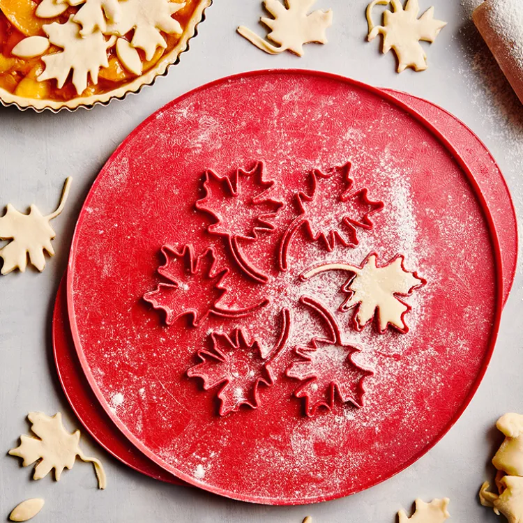 12 Inch Leaves & Apples Reversible Pie Top Cutter