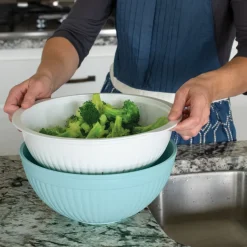 2-in-1 Colander and Bowl Set