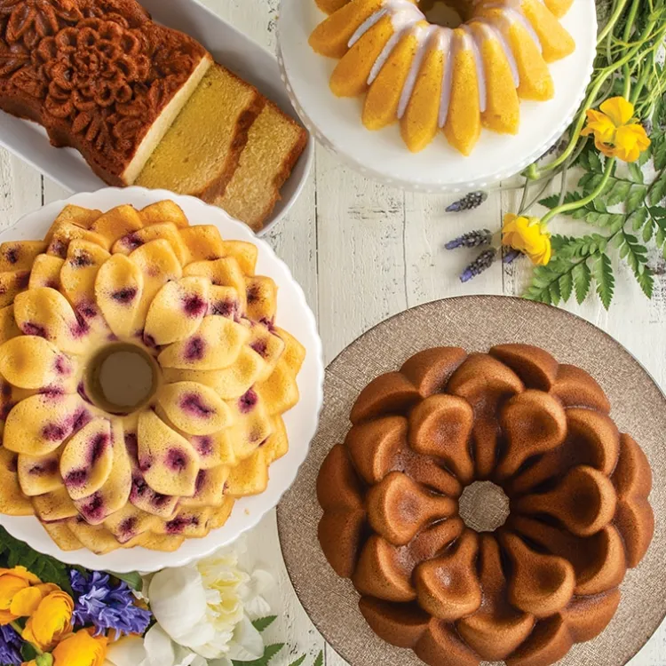 Lotus Bundt® Pan
