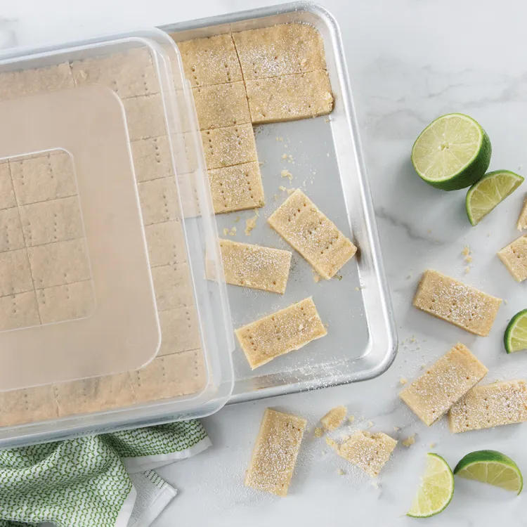 Naturals® Baker's Half Sheet Pan with Lid