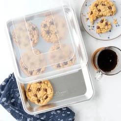 Naturals® Baker's Quarter Sheet Pan with Lid