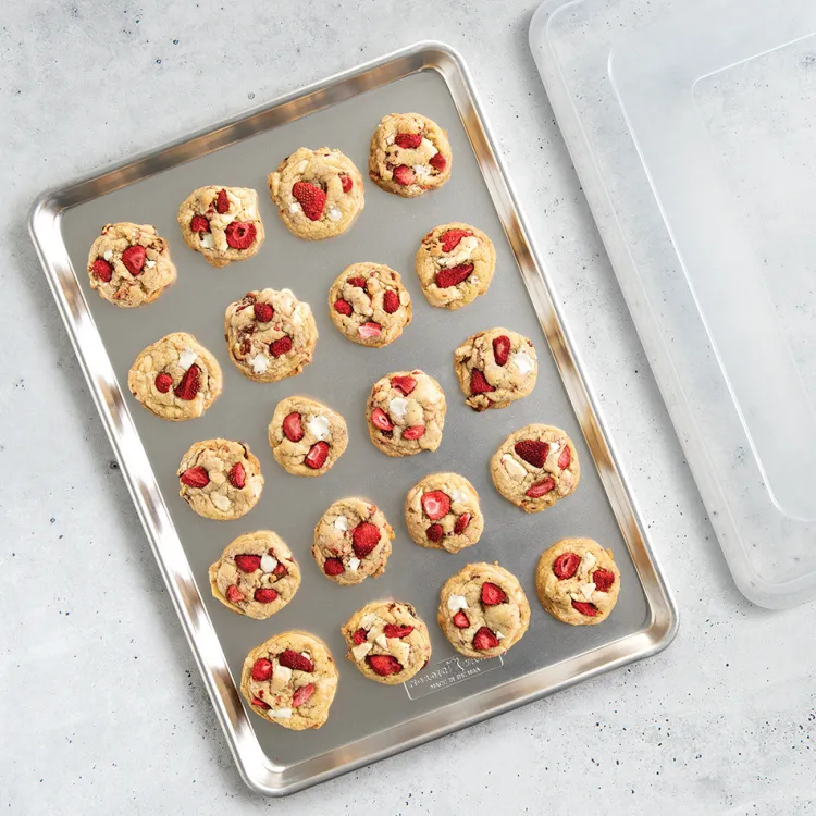 Naturals® Big Sheet Pan with Lid