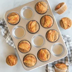 Naturals® 12 Cavity Muffin Pan