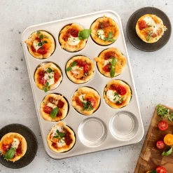 Naturals® 12 Cavity Muffin Pan