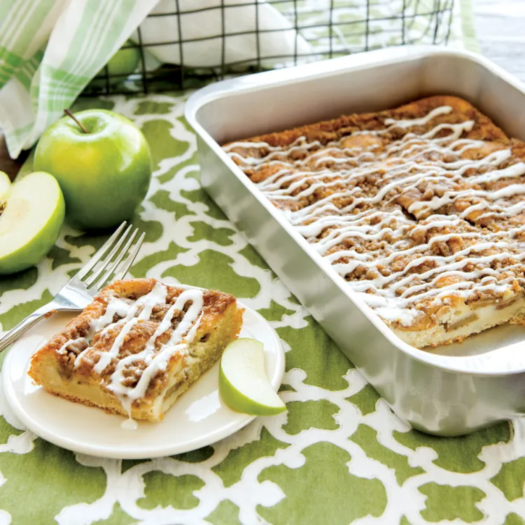 Naturals® Classic Metal Covered Baking Pan