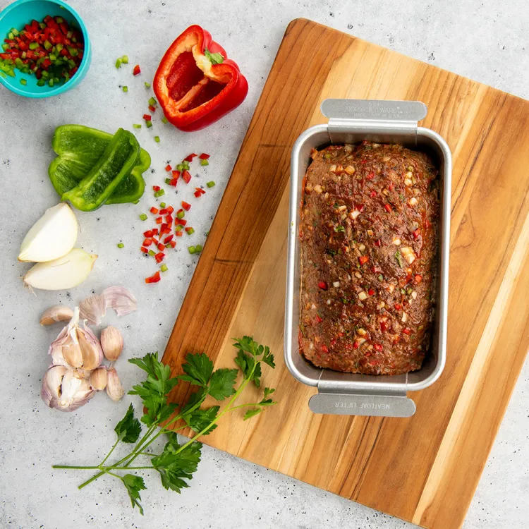 Naturals® Meatloaf Pan with Lifting Trivet