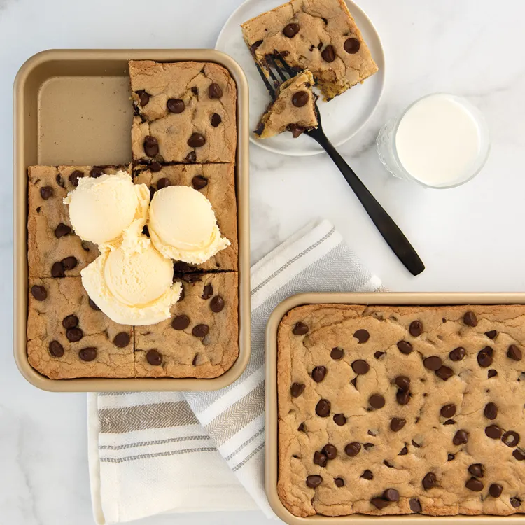 Naturals® Nonstick Eighth Sheet Pan