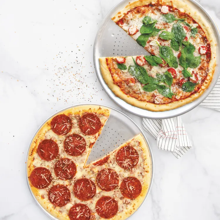 Naturals® 2-Piece 16" Hot Air Pizza Crisper Set