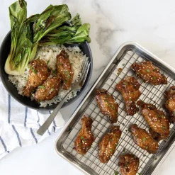 Naturals® Quarter Sheet Pan with Oven-Safe Nonstick Grid
