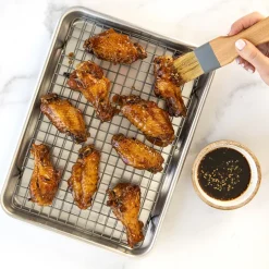 Naturals® Quarter Sheet Pan with Oven-Safe Nonstick Grid