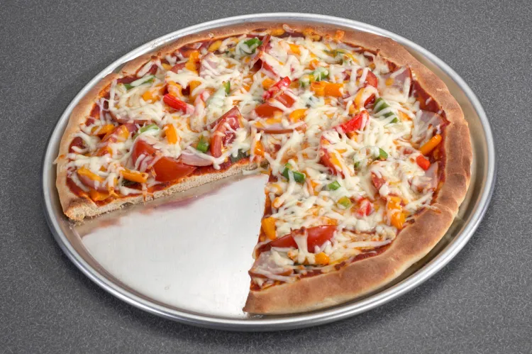 Naturals® Traditional Pizza Pan