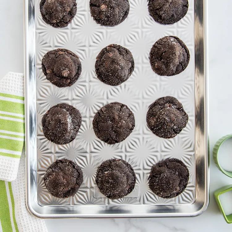 Naturals® Vintage Starburst Half Sheet Pan