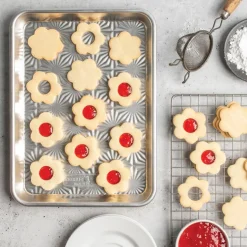 Naturals® Vintage Starburst Quarter Sheet Pan