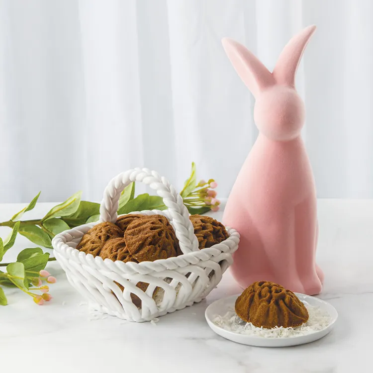 Ornamental Egg Cakelet Pan