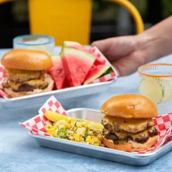 2 Pack Burger Serving Trays