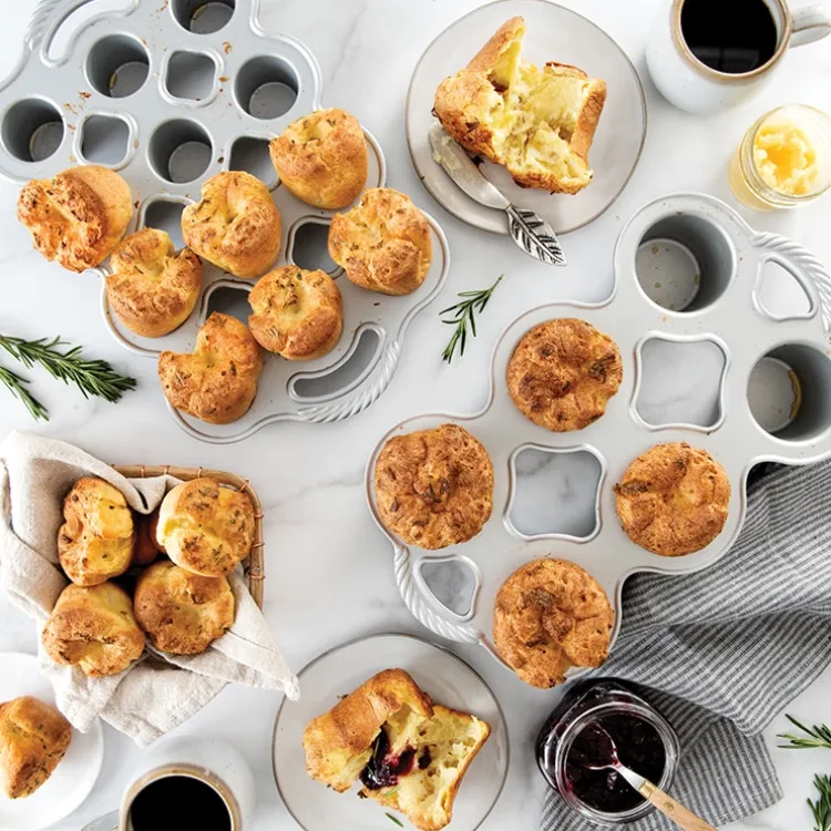 Petite Popover Pan