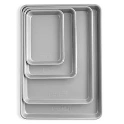 4-Piece Brilliant™ Bakeware Nonstick Sheet Pan Set