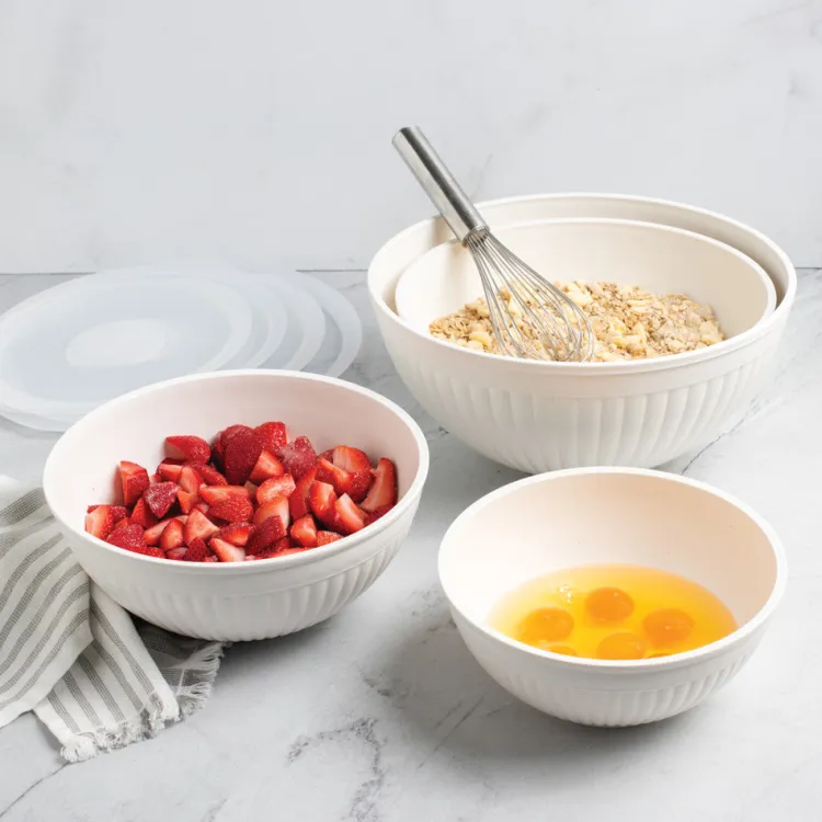 8 Piece Covered Bowl Set, White