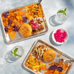 2-Piece Grill & Serve Trays