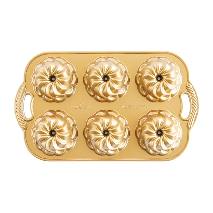Pirouette Bundtlette® Pan