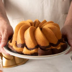 Pirouette Bundt® Pan
