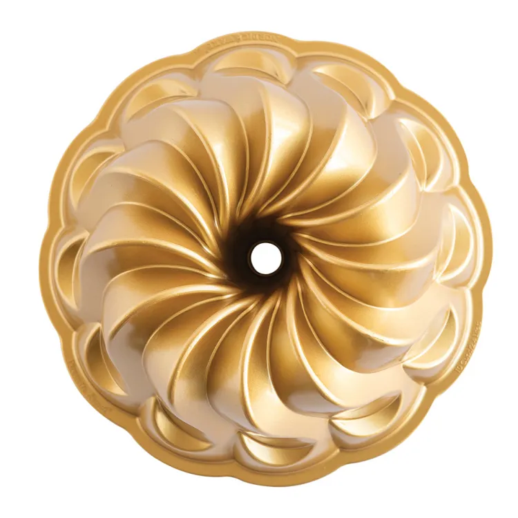 Pirouette Bundt® Pan