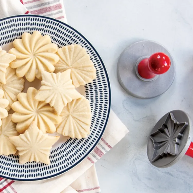Pretty Pleated Cookie Stamps