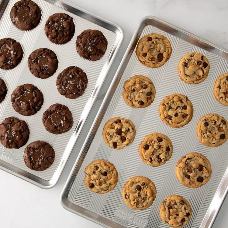 Prism Big Sheet Pan with Lid