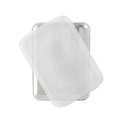 Prism Quarter Sheet Pan with Lid