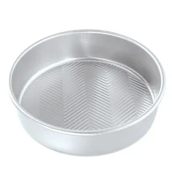 Prism 9” Round Cake Pan