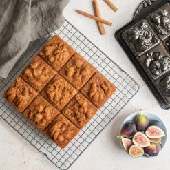 Seasonal Squares Pan