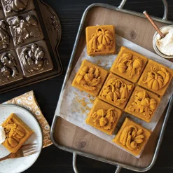 Seasonal Squares Pan