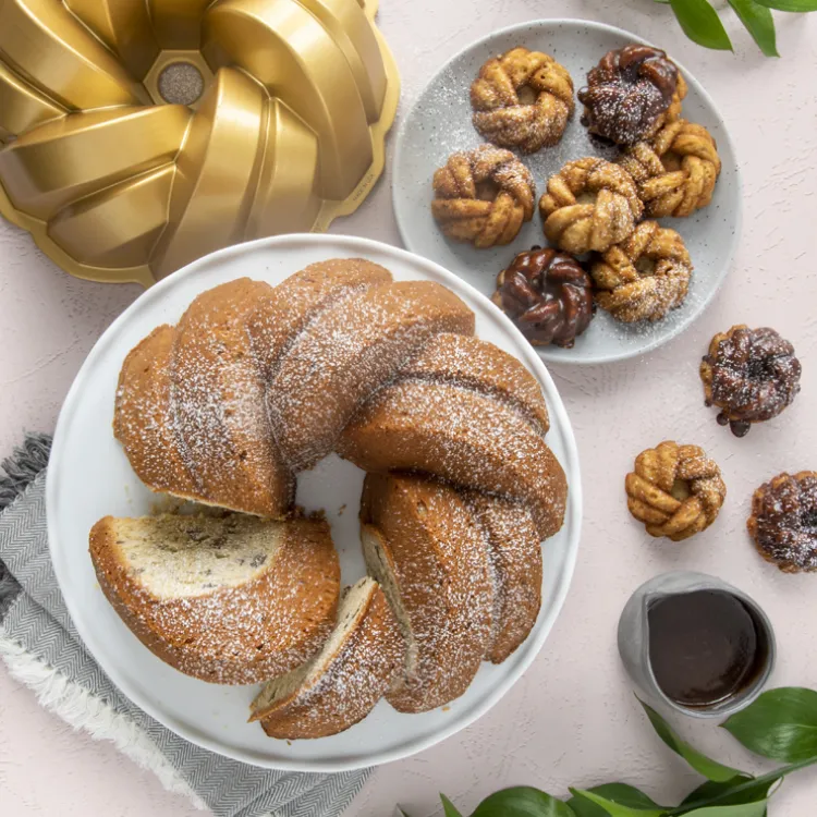 75th Anniversary Braided Bundt® Pan