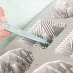 The Ultimate Bundt® Cleaning Tool