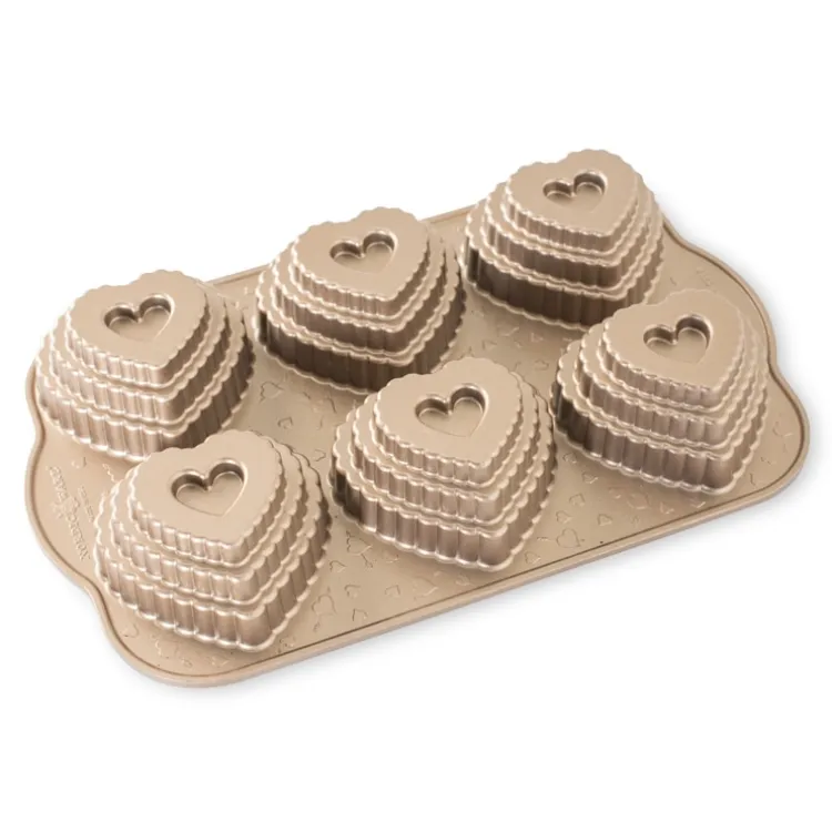 Tiered Heart Cakelet Pan