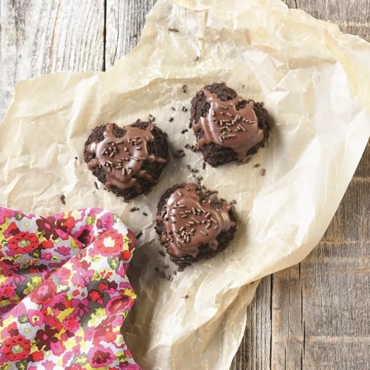 Tiered Heart Cakelet Pan