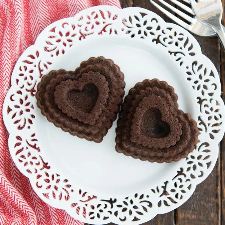 Tiered Heart Cakelet Pan with Double Chocolate Mix