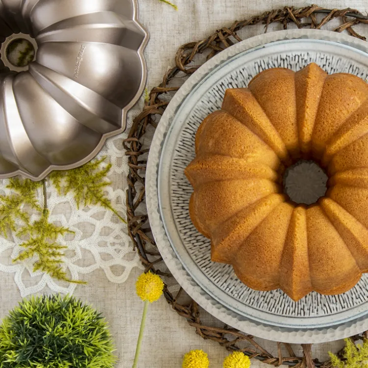Toffee Original Bundt® Pan