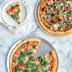 Traditional and Crisper Pizza Pan Set
