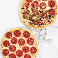 Traditional and Crisper Pizza Pan Set