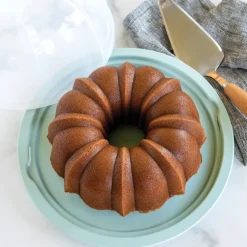 Translucent Bundt® Cake Keeper