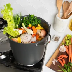 Verde™ 12 Qt Stock Pot with Lid