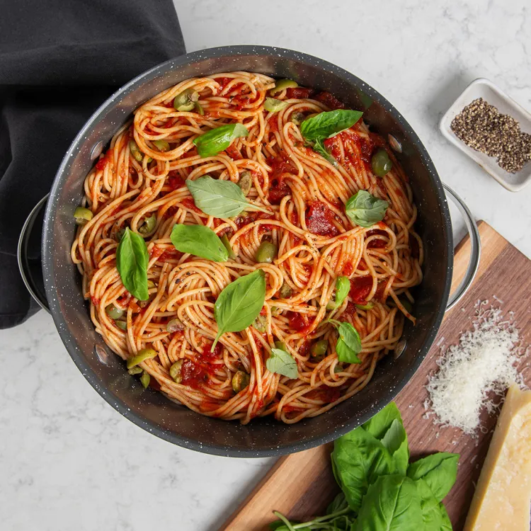 Verde™ 8 Qt Stock Pot with Lid