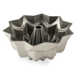 Vintage Star Bundt® Pan