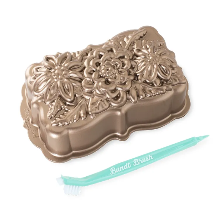 Wildflower Loaf and Bundt® Cleaning Tool Set